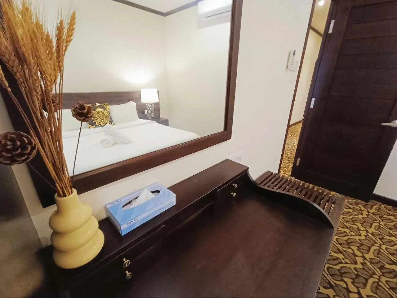 Hotel Riviera Melaka Private Suites By Jeffery Lam Home Management